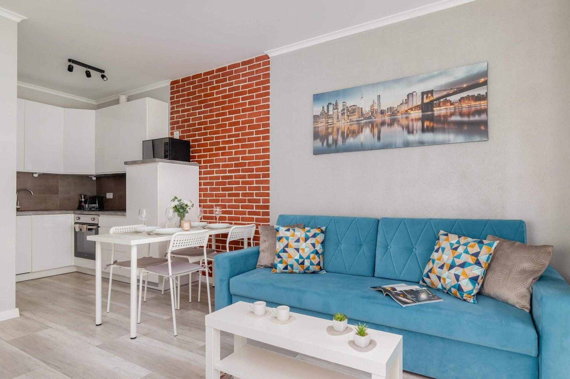 Cozy With Parking And Terrace In By Renters Apartament *